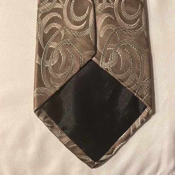 Men Pierre Cardin Gold silk tie - Picture 4 of 6